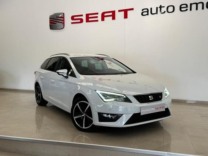 Branco Usado 2015 Seat Leon ST FR Carrinha | € 17.990 (Bom preço) - Imagem 1/4