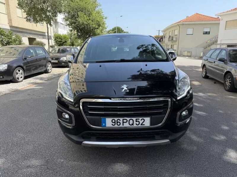 Preto Usado 2015 Peugeot 3008 Style Monovolume | € 9.450 (Bom preço) - Imagem 1/4