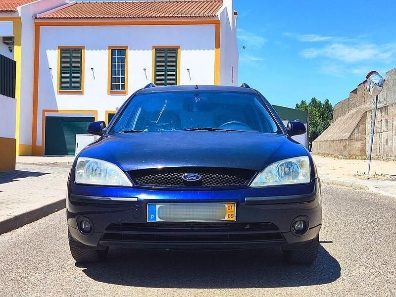 Usado 2001 Ford Mondeo Sedan | € 1.500 - Imagem 1/4