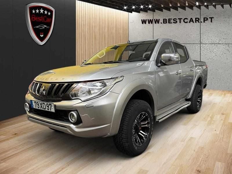 Cinzento Usado 2019 Mitsubishi L200 Pickup | € 28.950 (Preço elevado) - Imagem 1/4
