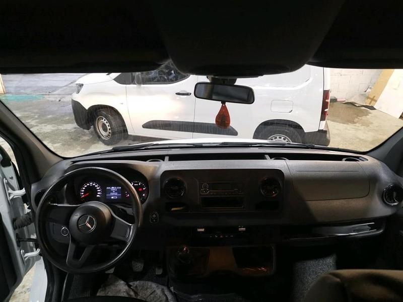 Usado Mercedes Sprinter 150 HP (110 kW) 2022 Branco Van
