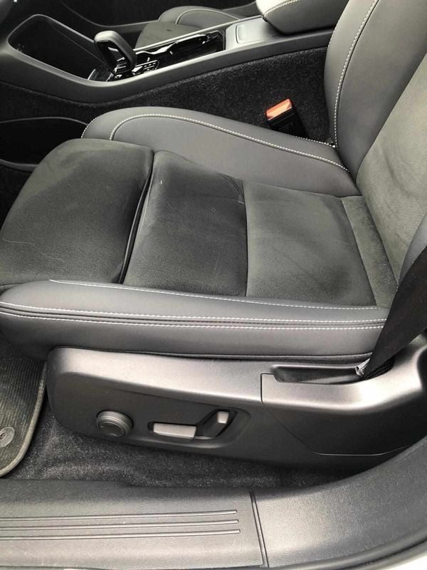 Usado Volvo C40 300 kW (408 HP) 2022 Branco SUV