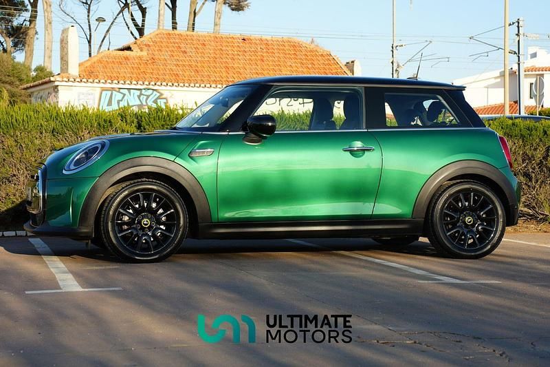Usado Mini Cooper SE 135 kW (184 HP) 2024 Verde Citadino