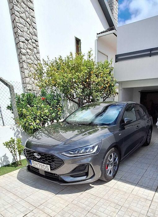 Usado 2024 Ford Focus ST-Line Sedan | € 23.000 (Preço justo) - Imagem 1/4