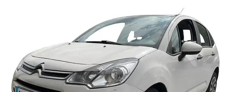 Branco Usado 2016 Citroën C3 Attraction Citadino | € 12.000 (Caro) - Imagem 1/4