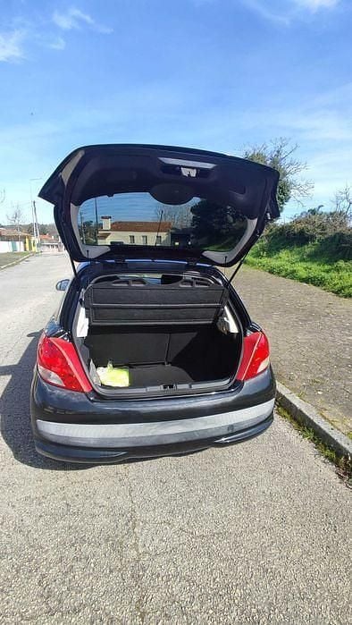 Usado Peugeot 207 68 HP (50 kW) 2010 Sedan