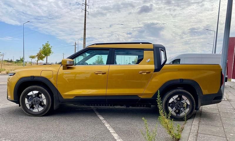 Usado Ssangyong (KGM) Musso 174 kW (237 HP) 2025 Amarelo SUV