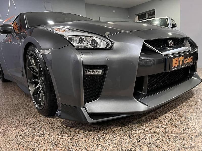 Usado Nissan GT-R Track Edition 800 HP (588 kW) 2017 Cinza Coupé