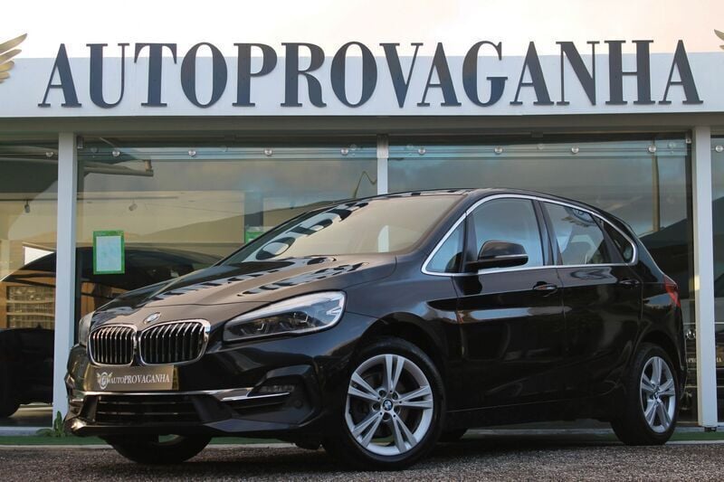 Usado BMW 216 Active Tourer Luxury Line 116 HP (85 kW) 2018 Preto Monovolume