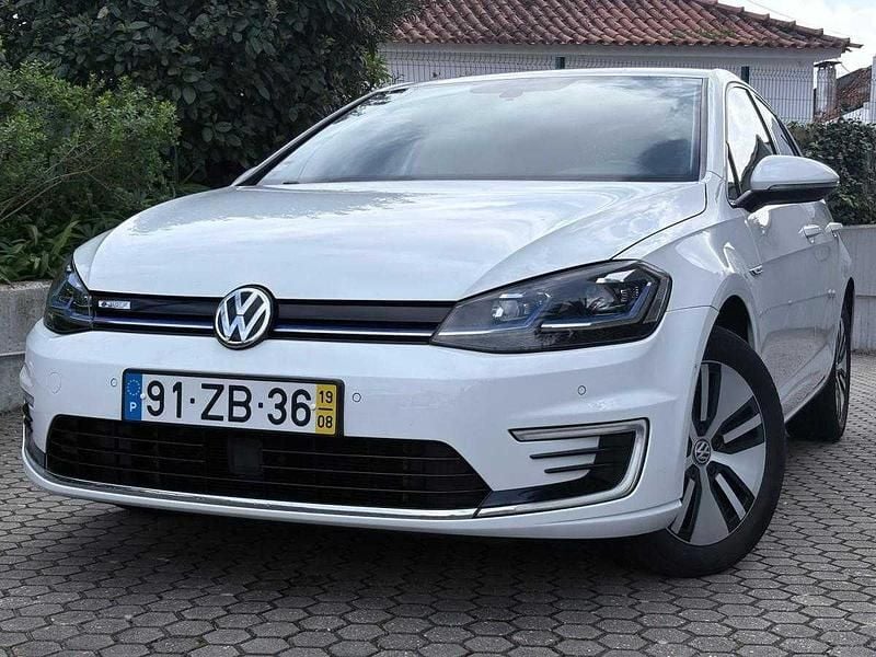 Usado VW e-Golf 100 kW (136 HP) 2019 Branco Citadino
