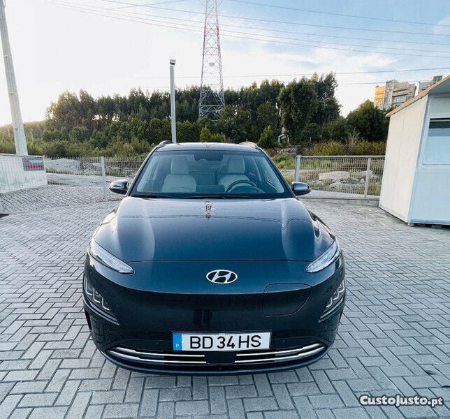 Cinza Usado 2022 Hyundai Kauai SUV | € 28.470 (Preço justo) - Imagem 1/1