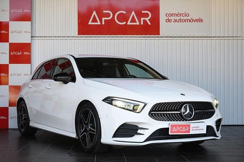 Branco Usado 2021 Mercedes A180 AMG line | € 27.490 - Imagem 1/4