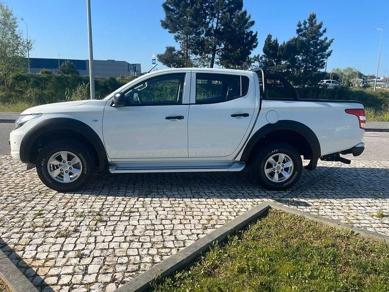 Usado Mitsubishi L200 Invite 154 HP (113 kW) 2019 Pickup