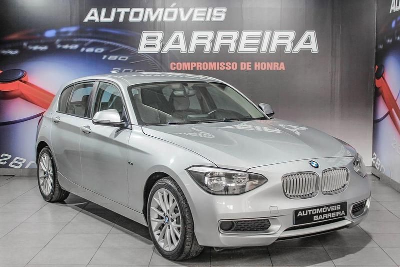Cinza Usado 2013 BMW 118 Citadino | € 13.900 (Bom preço) - Imagem 1/4