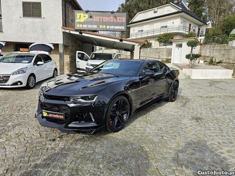 Preto Usado 2022 Chevrolet Camaro ZL1 Coupé | € 46.500 - Imagem 1/1