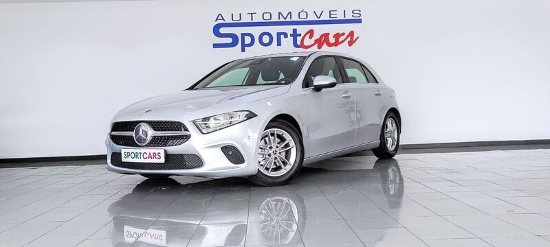 Cinza Usado 2020 Mercedes A160 Progressive Sedan | € 22.450 (Super Preço) - Imagem 1/4