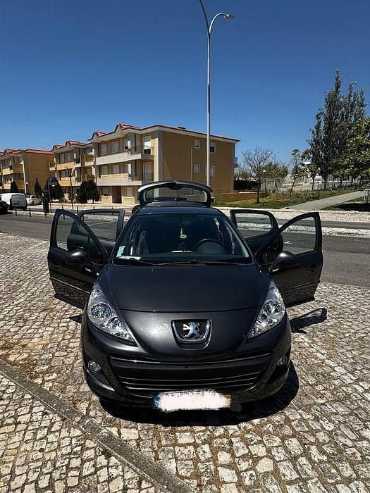 Usado 2010 Peugeot 207 Sedan | € 5.500 (Preço justo) - Imagem 1/4