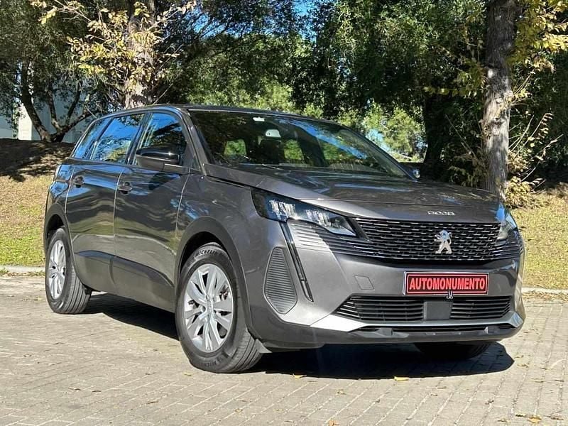 Usado Peugeot 5008 130 HP (95 kW) 2023 Antracite SUV