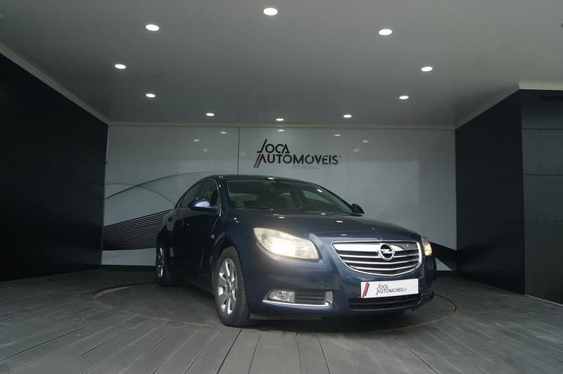 Usado Opel Insignia 140 HP (102 kW) 2012
