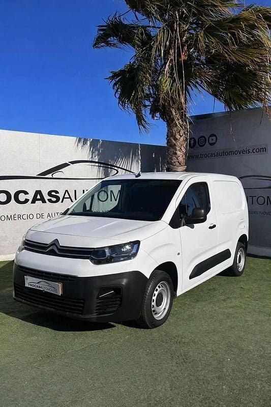 Branco Usado 2020 Citroën Berlingo Monovolume | € 11.900 (Preço justo) - Imagem 1/4