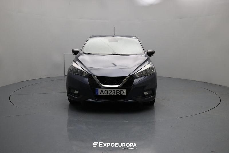 Usado Nissan Micra 92 HP (67 kW) 2022 Cinzento Citadino