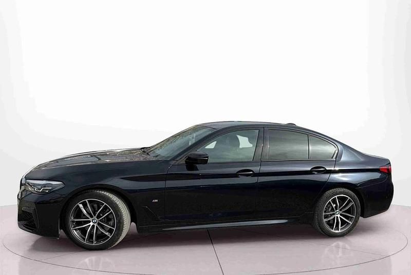 Usado BMW 520 Comfort Edition 190 HP (139 kW) 2022 Preto Sedan