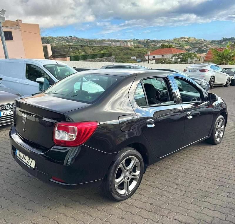 Usado Dacia Logan 90 HP (66 kW) 2015 Preto Sedan