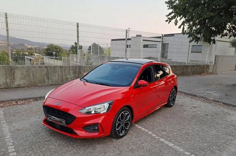 Vermelho Usado 2020 Ford Focus ST-Line X Citadino | € 17.500 (Bom preço) - Imagem 1/4