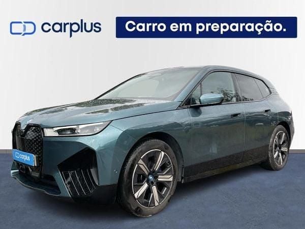 Azul Usado 2024 BMW iX SUV | € 54.900 (Bom preço) - Imagem 1/4