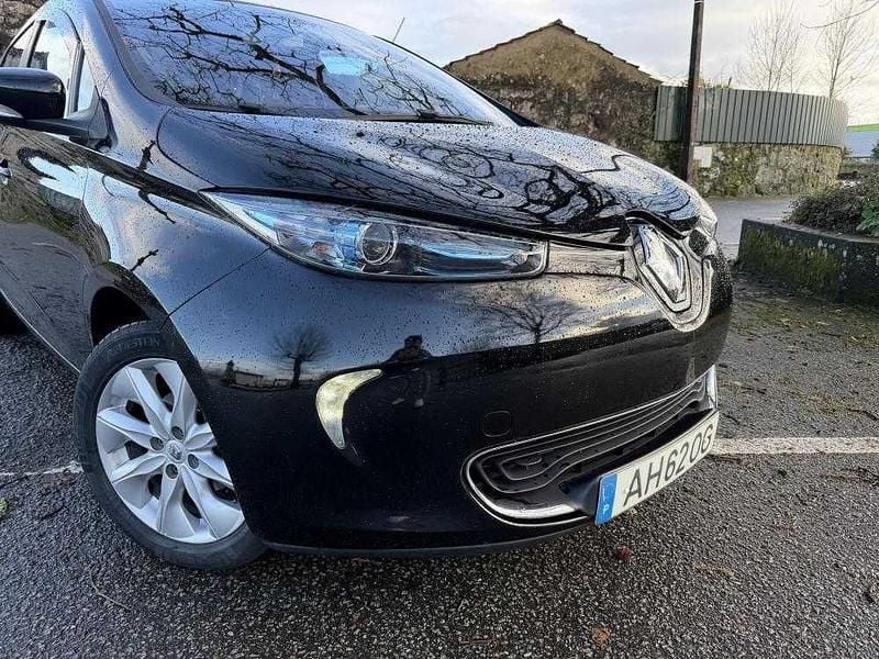 Usado Renault Zoe 64 kW (88 HP) 2015 Preto Citadino