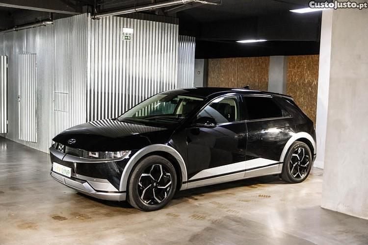 Preto Usado 2021 Hyundai Ioniq Citadino | € 28.650 (Preço justo) - Imagem 1/1