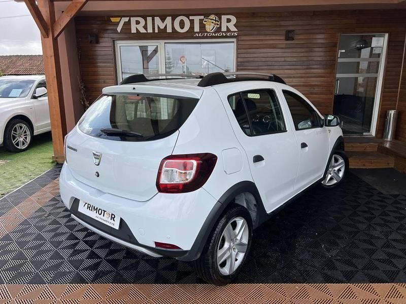 Usado Dacia Sandero 90 HP (66 kW) 2016 Branco