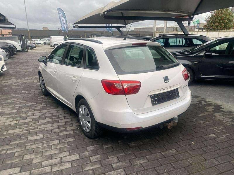 Usado Seat Ibiza 75 HP (55 kW) 2011 Branco Citadino