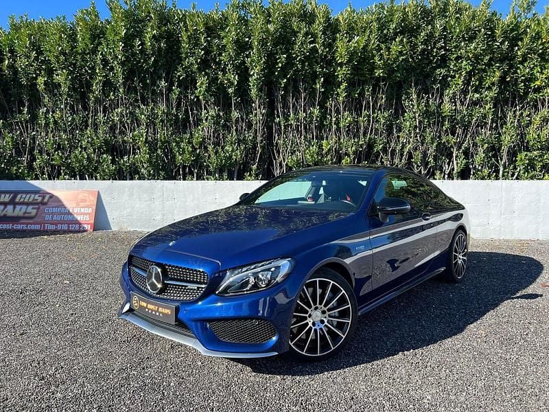 Azul Usado 2017 Mercedes C43 AMG AMG Coupé | € 43.990 - Imagem 1/4