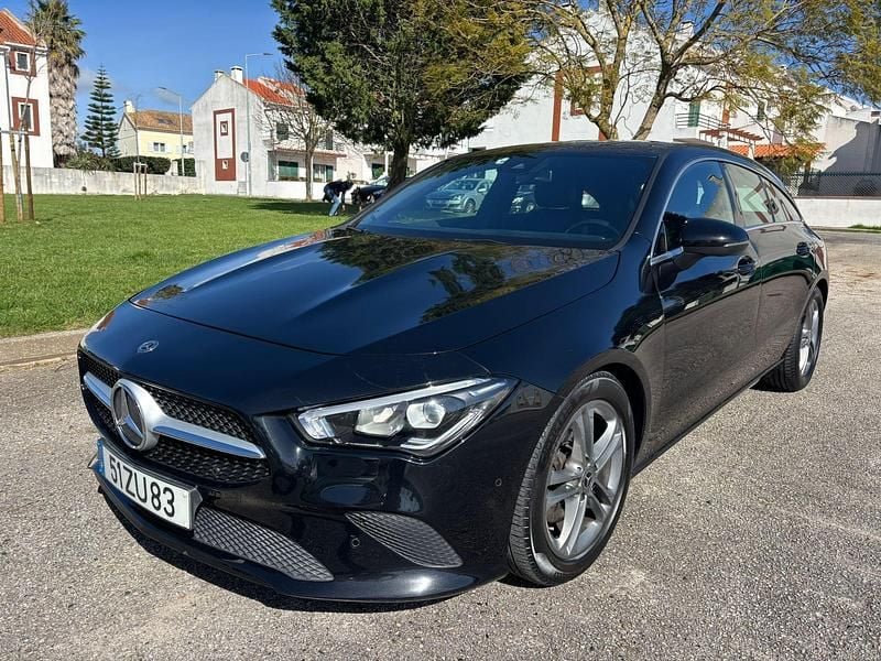 Usado Mercedes CLA180 AMG line 116 HP (85 kW) 2020 Preto Sedan