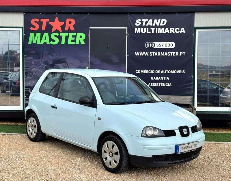 Azul Usado 2002 Seat Arosa Citadino | € 2.850 - Imagem 1/4
