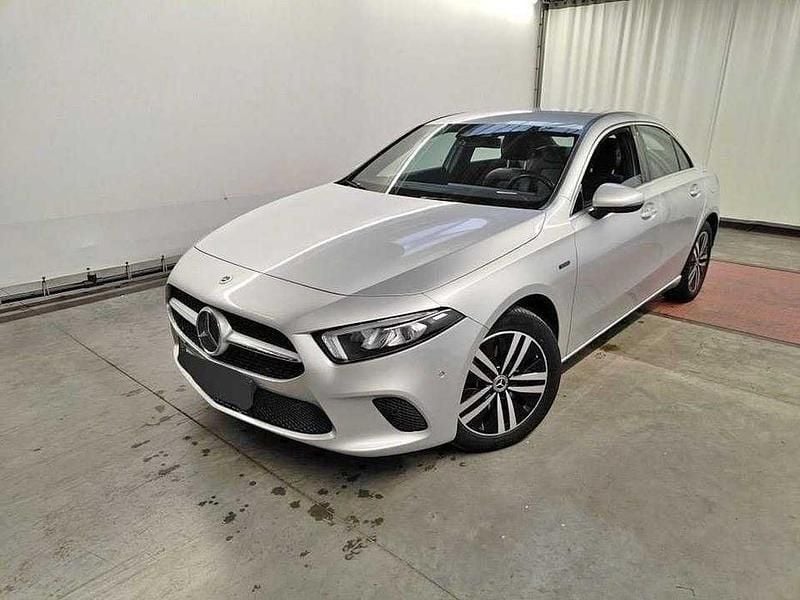Usado 2020 Mercedes A250 Sedan | € 22.700 (Preço justo) - Imagem 1/4