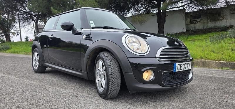 Usado Mini Cooper D 110 HP (80 kW) 2011 Preto Citadino