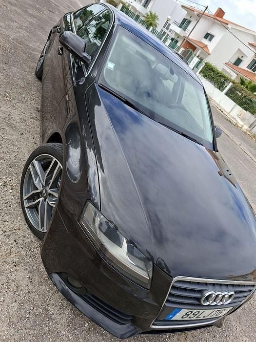 Usado 2011 Audi A4 Sedan | € 9.900 (Bom preço) - Imagem 1/4