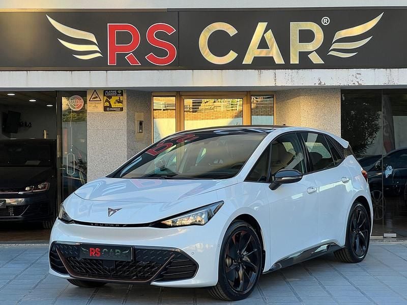Branco Usado 2022 Cupra Born Citadino | € 27.850 (Preço justo) - Imagem 1/4