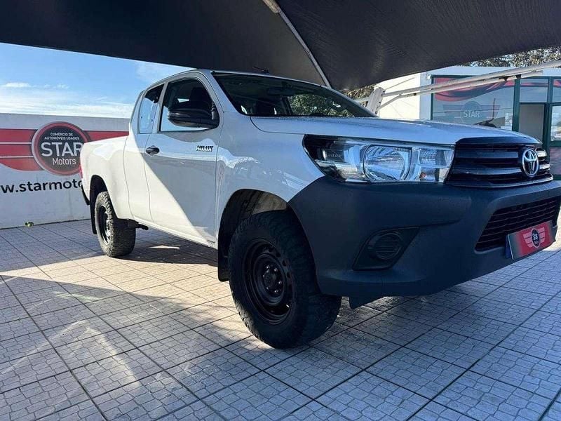 Branco Usado 2018 Toyota HiLux Pickup | € 27.950 (Bom preço) - Imagem 1/4