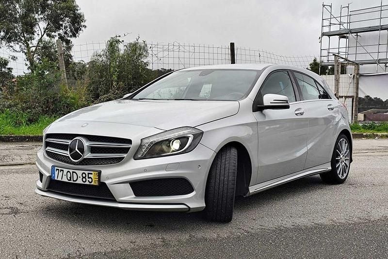 Usado Mercedes A180 AMG 109 HP (80 kW) 2015 Sedan