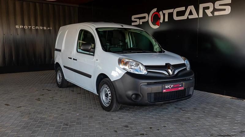 Usado Renault Kangoo Business 75 HP (55 kW) 2019 Branco Sedan