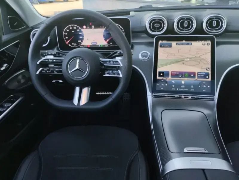 Usado Mercedes C300 AMG Line Premium Plus 265 HP (194 kW) 2024 Cinza graphite Carrinha