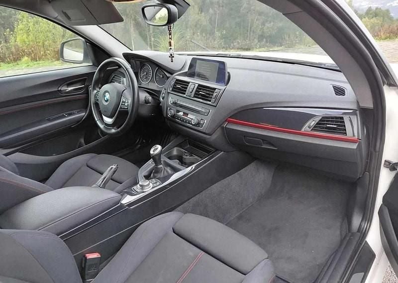 Usado BMW 116 116 HP (85 kW) 2012 Branco Citadino