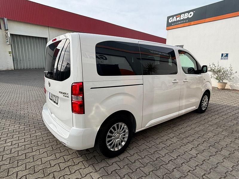 Usado Toyota Proace Verso Comfort 120 HP (88 kW) 2022 Branco Carrinha