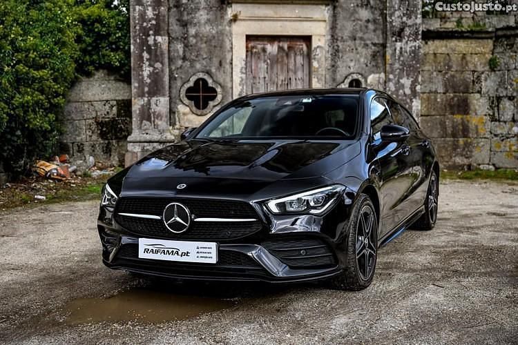 Preto Usado 2020 Mercedes CLA250e AMG line Sedan | € 34.900 (Caro) - Imagem 1/1