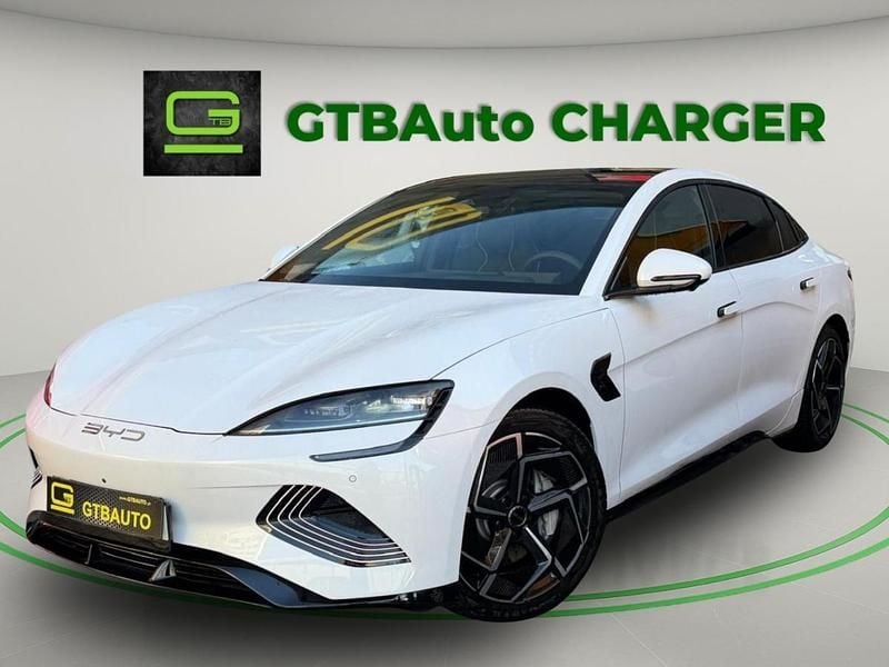 Usado BYD Seal 389 kW (530 HP) 2024 Branco Sedan