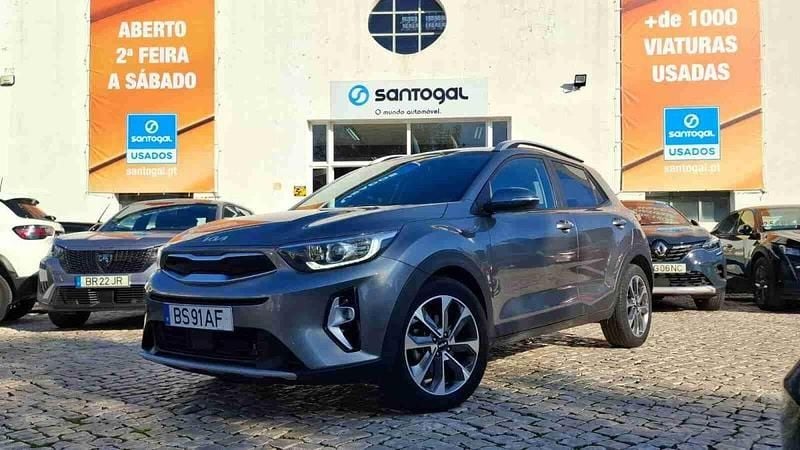 Cinzento Usado 2025 Kia Stonic SUV | € 19.990 (Preço justo) - Imagem 1/4