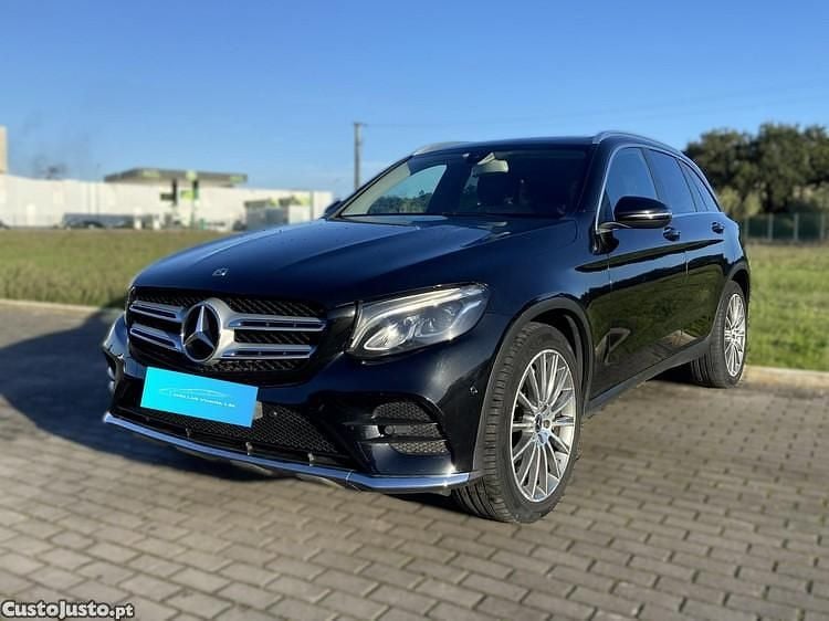 Usado Mercedes GLC250 204 HP (150 kW) 2017 Preto SUV